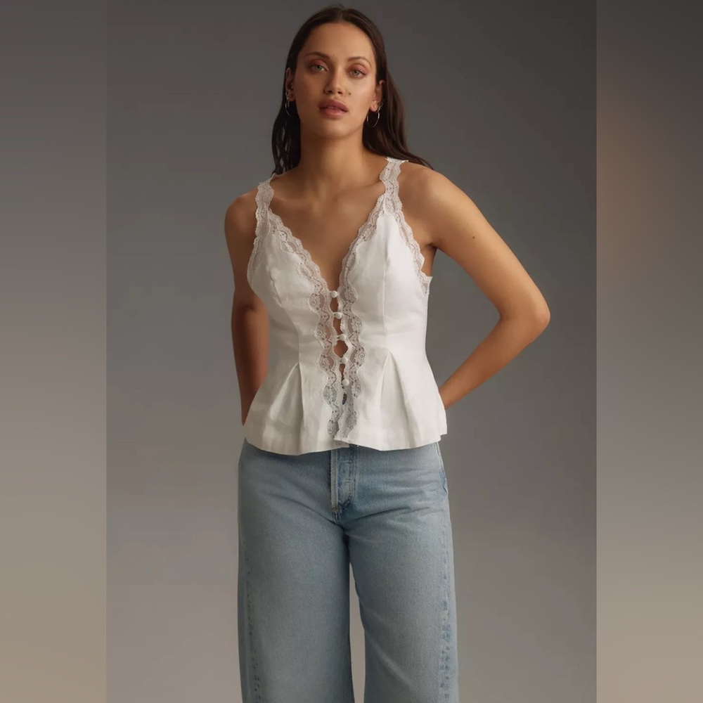 Reformation Linen Size 4